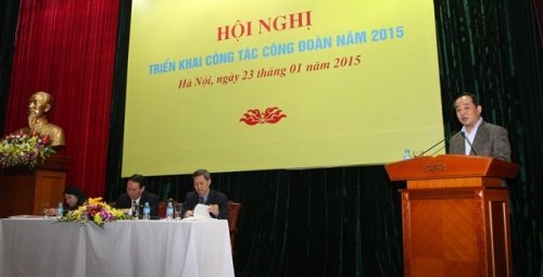 Bí thư Đảng ủy, Thứ trưởng Bộ VHTTDL Lê Khánh Hải phát biểu tại hội nghị
